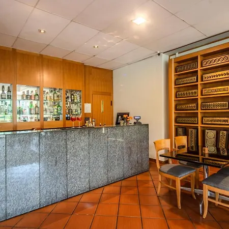Della Rotonda 4*