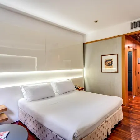 ホテル Della Rotonda 4*