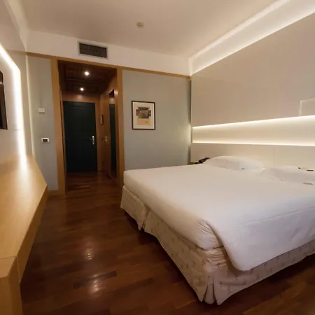 Della Rotonda Hotel 4*