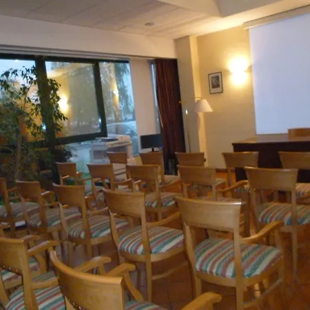 Della Rotonda 4*