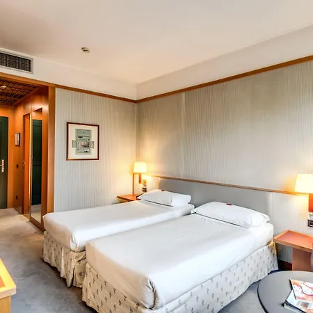 Szálloda Della Rotonda 4*